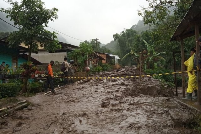 5 Tempat Wisata Terdampak Banjir Bandang di Puncak Bogor - Progresif